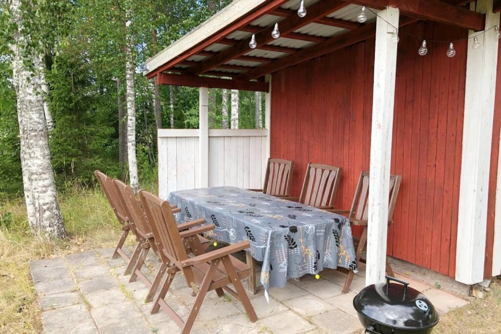 Egen Laegenhet I 2-Familjshus Pa Landet. Villa Tierp Exterior foto