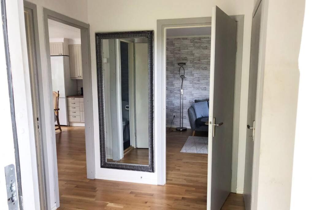 Egen Laegenhet I 2-Familjshus Pa Landet. Villa Tierp Exterior foto